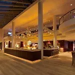 Pentahotel 4*