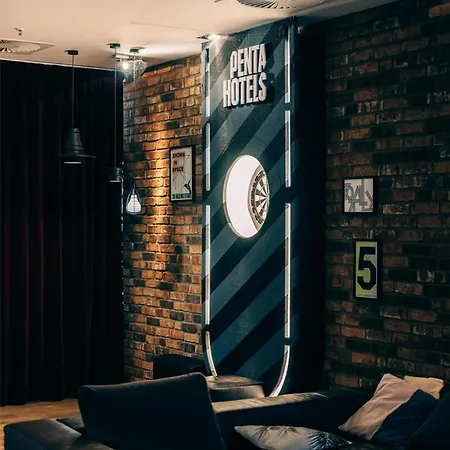 Pentahotel מלון 4*