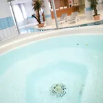 Pentahotel Hotel 4*
