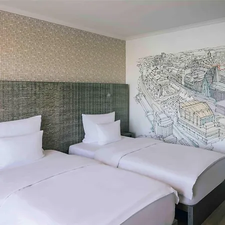 Pentahotel