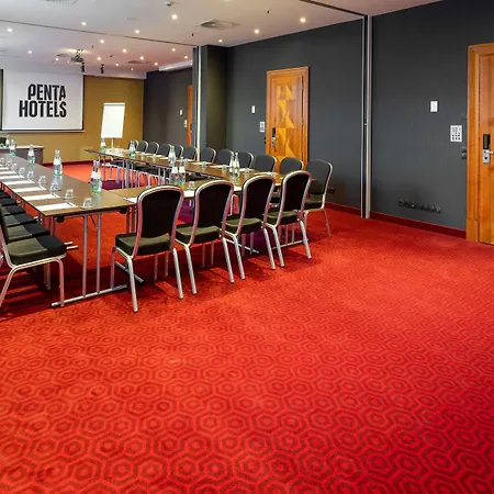 Ξενοδοχείο Pentahotel