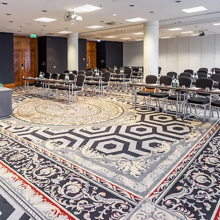 Ξενοδοχείο Pentahotel