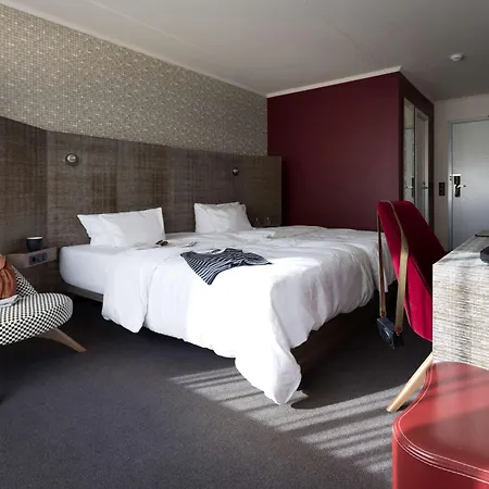 Pentahotel 4*