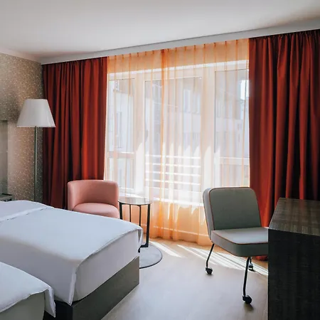 Hotel Pentahotel 4*