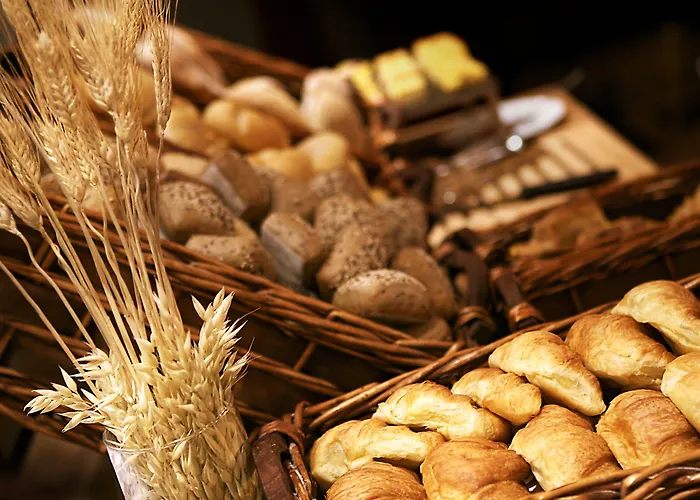 Pentahotel Отель 4*