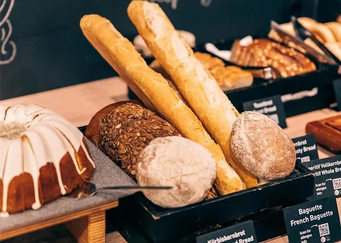 Pentahotel Отель 4*