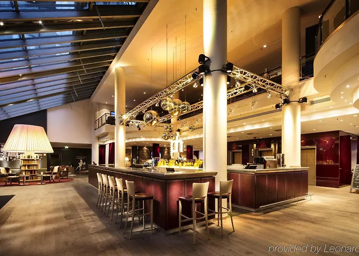 מלון Pentahotel 4*