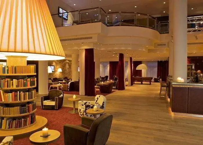 מלון Pentahotel 4*